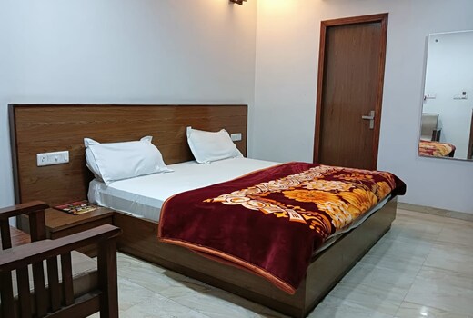 Diamond Plaza Rooms Sitapur