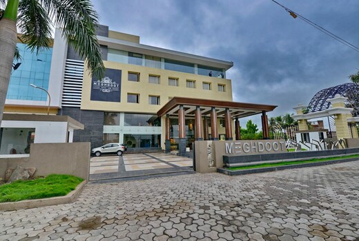 Meghdoot Hotel & resort