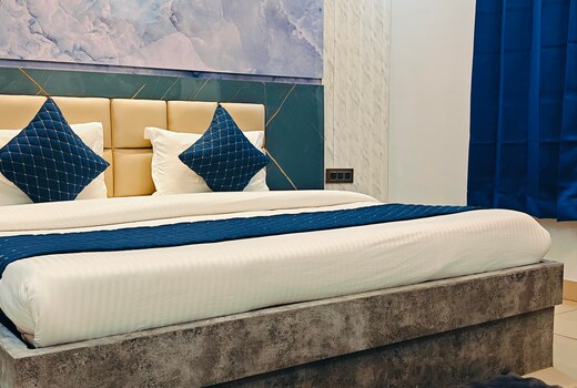 Hotel Samarth Residency