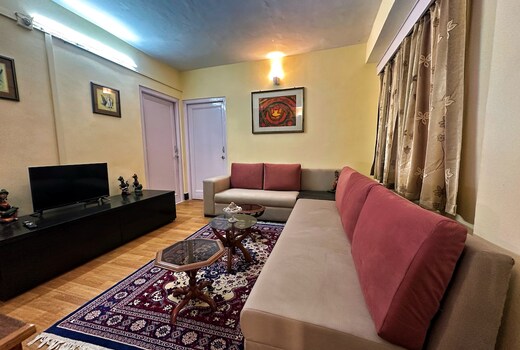 Spacious 2 BHK Apartment The Hideout