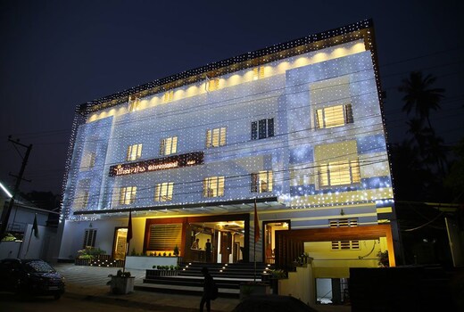 Hotel Theertha International