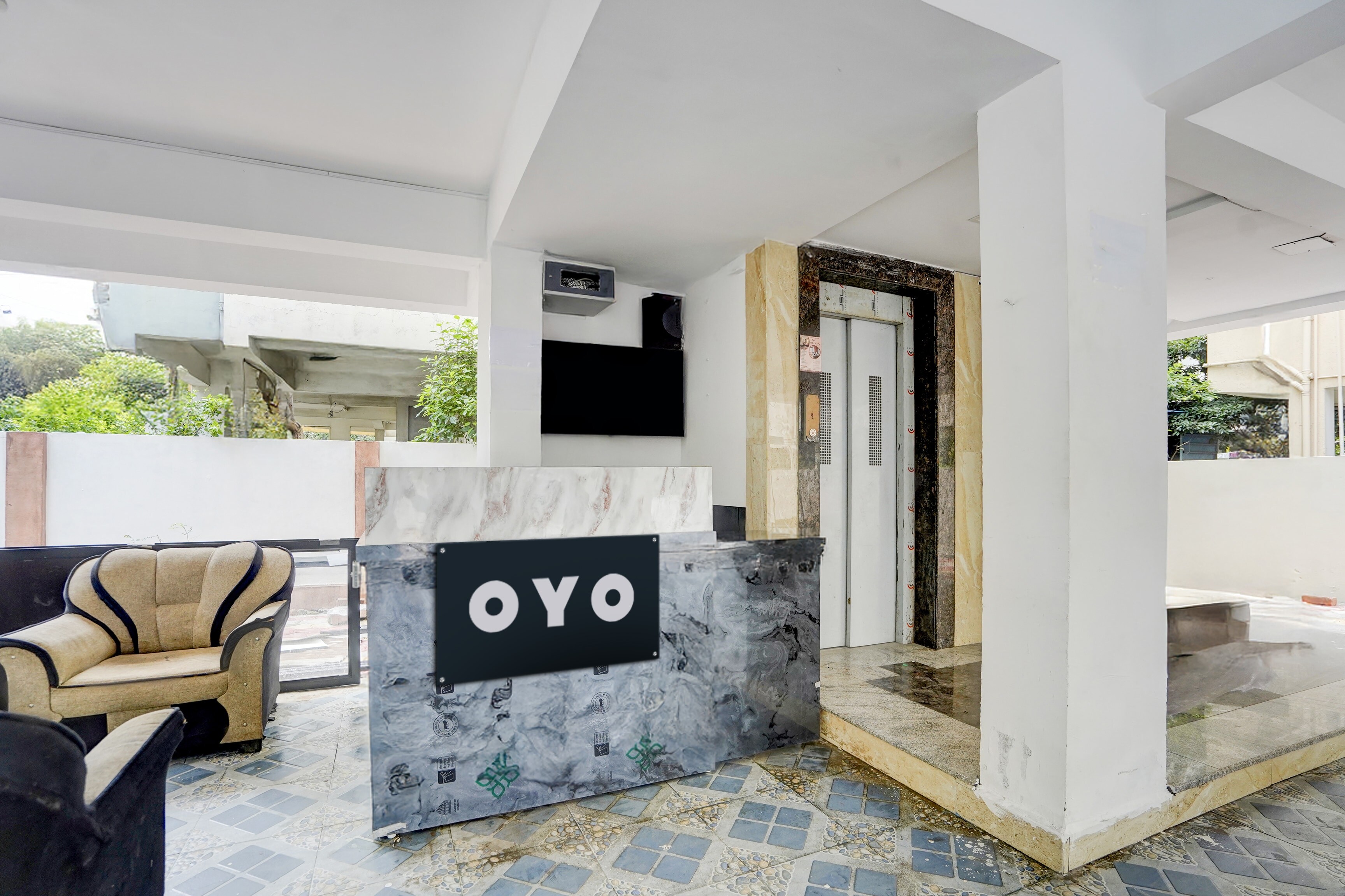 HOTEL O AK Stay Inn