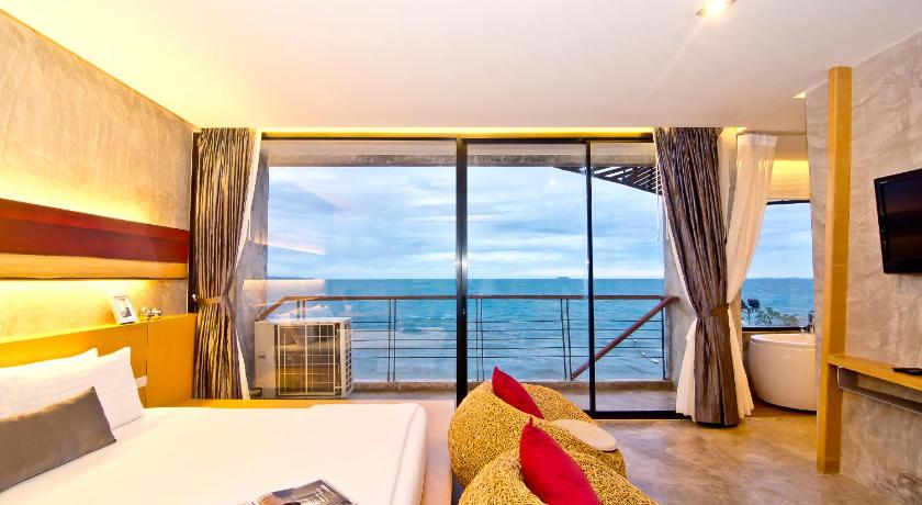 The Now Hotel