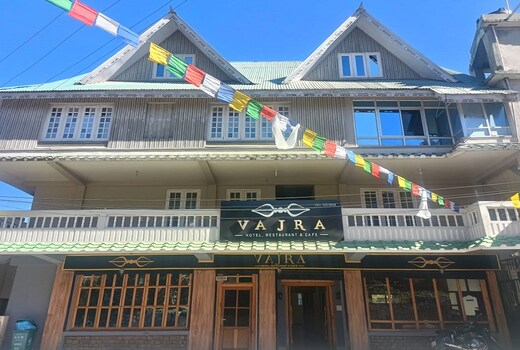 Hotel Vajra