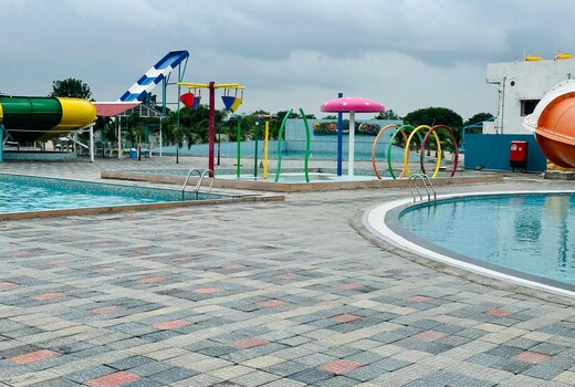 MH 26 Water World