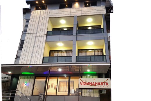 Hotel Vighnaharta Palace