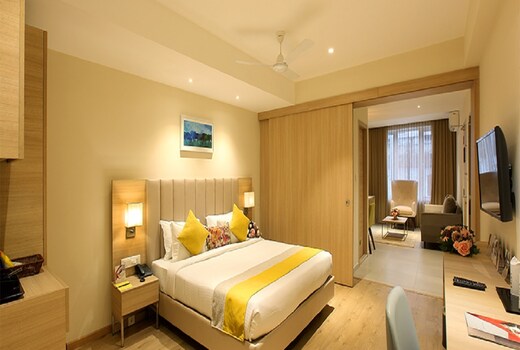 Crystal Plaza Luxury Business Hotel