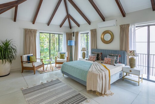Private Pool Luxury Villa Security AC Terrace By Ruhe Stays