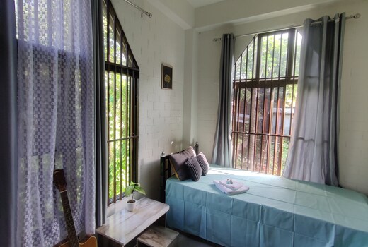 Kk homes kaziranga, Single bed, best price