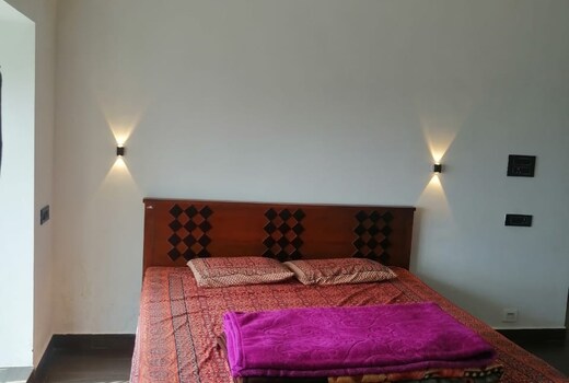 Nibhu Nest Home Stay