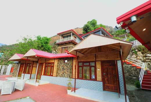 The Himalayan Majesty