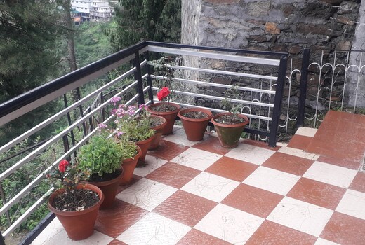 Hateshwari Guest Houe