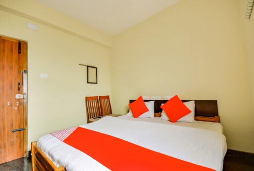 Hotel O St Residency