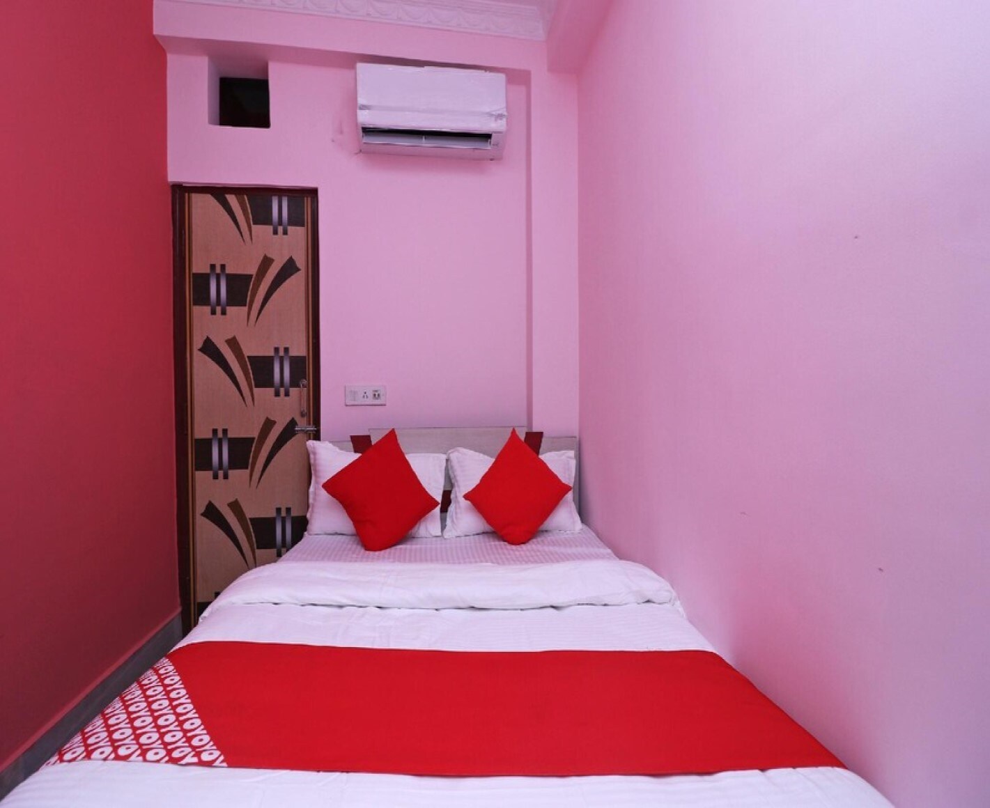 Karunamoyee Guest House