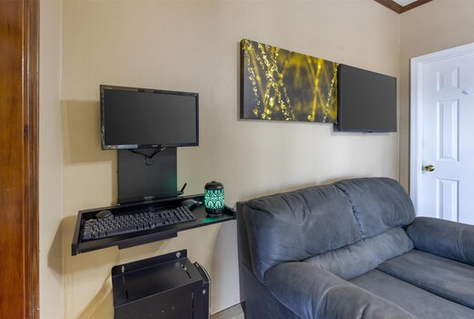 Best Western Fairwinds Inn