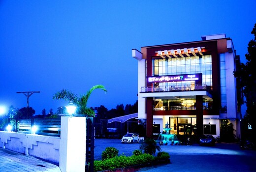 Taraji Resort