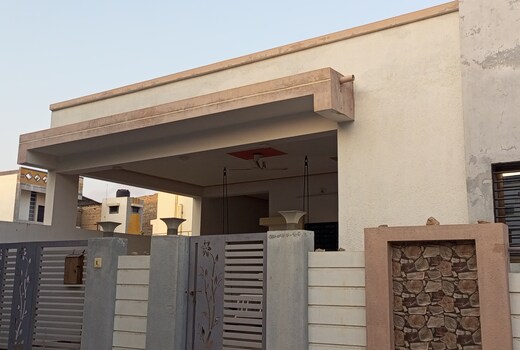 MADHAV TOURIST BUNGALOW (Only Family)