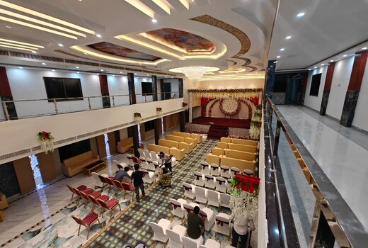 R D INN