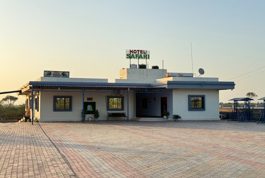 Hotel Safari