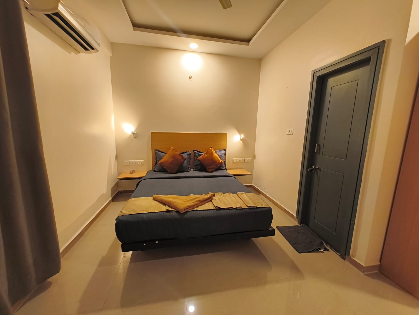 Apex Inn manyata