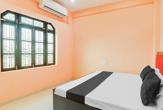 Hotel O Luxury Palace
