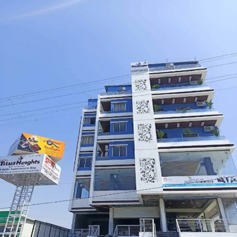Hotel Titus Heights