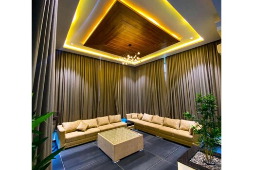 Maddas Villa