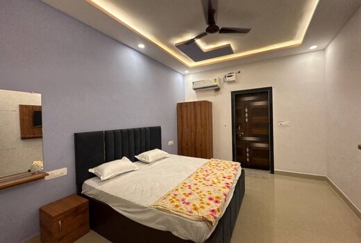 Kanak Bhawan - Near Prem Mandir
