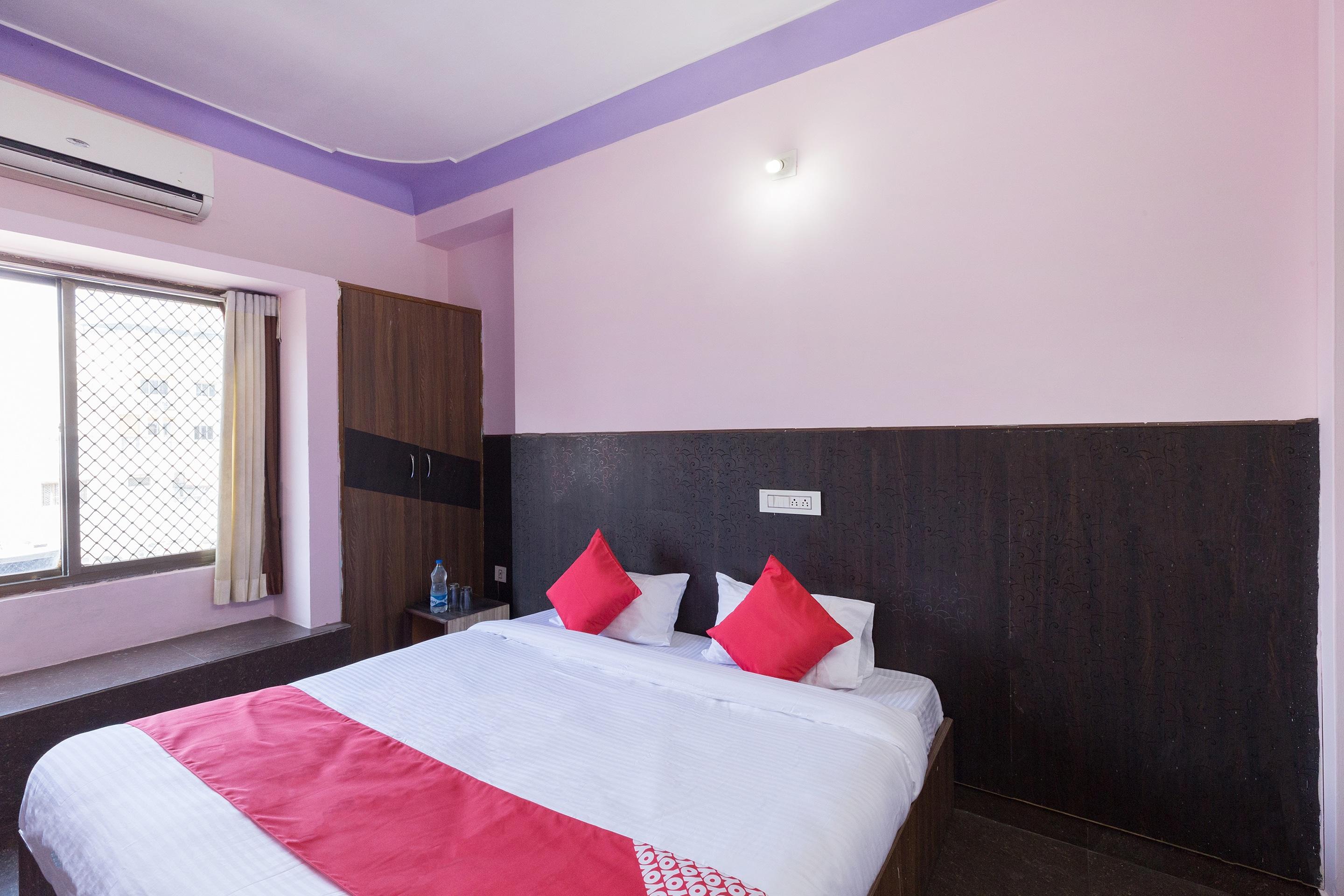 Hotel O Utsav