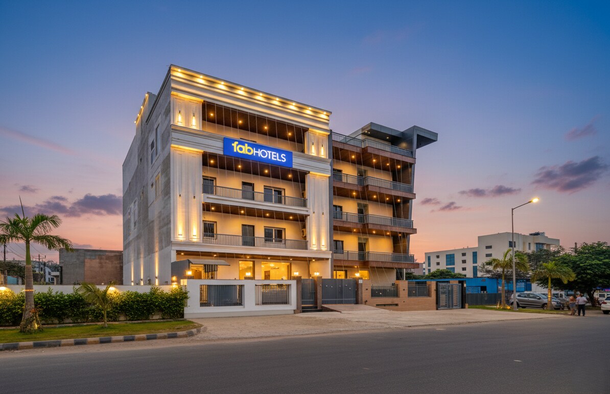 FabHotel Expo Centre Inn- Nr. Sharda University