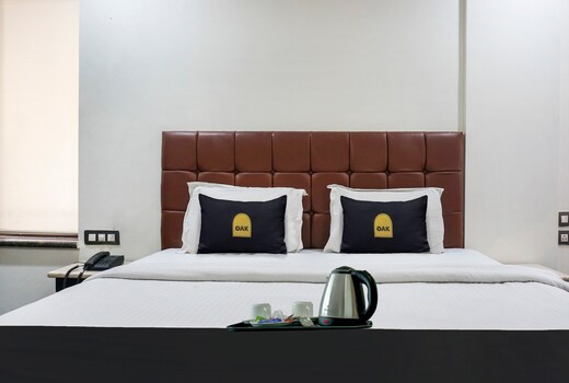 Flagship Hotel Wakad