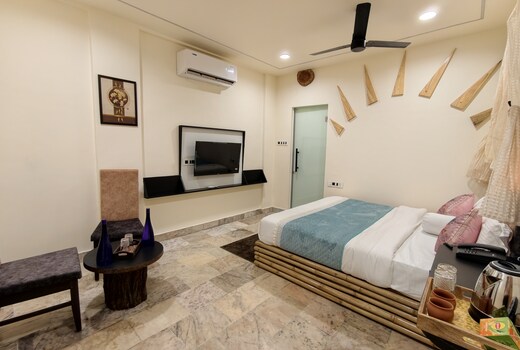STAYGURU USHA RESIDENCY