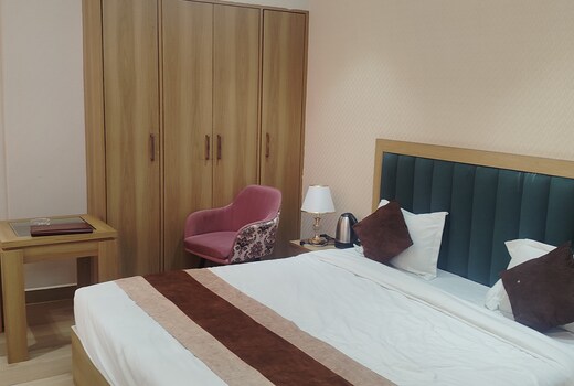 Royal MCC Hotel