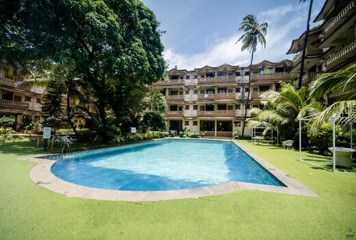 Highland beach resort candolim goa