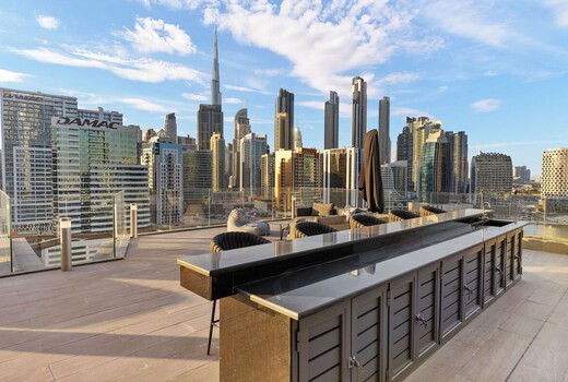 ELIVAAS Curated Chic 1B by Dubai Canal | Marasi Drive w/ Pool, G