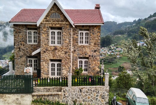 Zhagaram Cottage -House of Mist