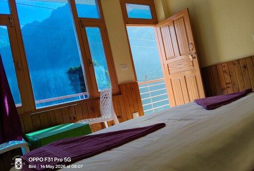 Echo hill home stay jibhi