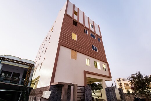 Hotel O CJ Inn