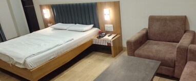Hotel radhika Palace