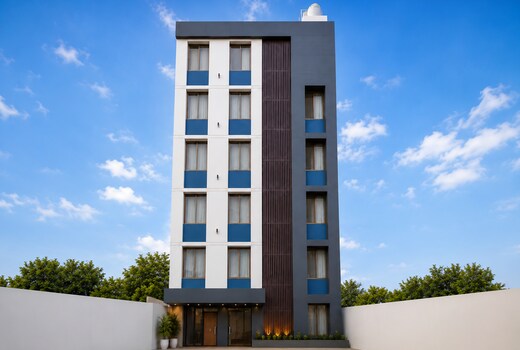 Hotel Mauli Lodging