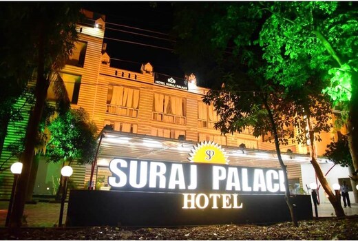 hotel suraj palace