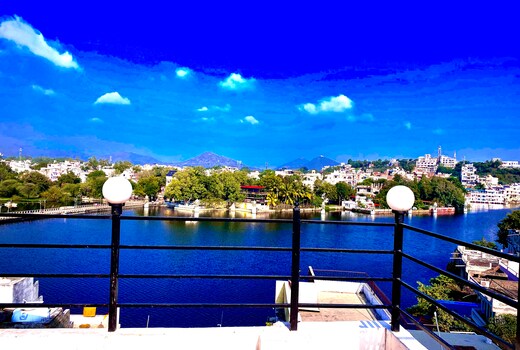 The new lake front