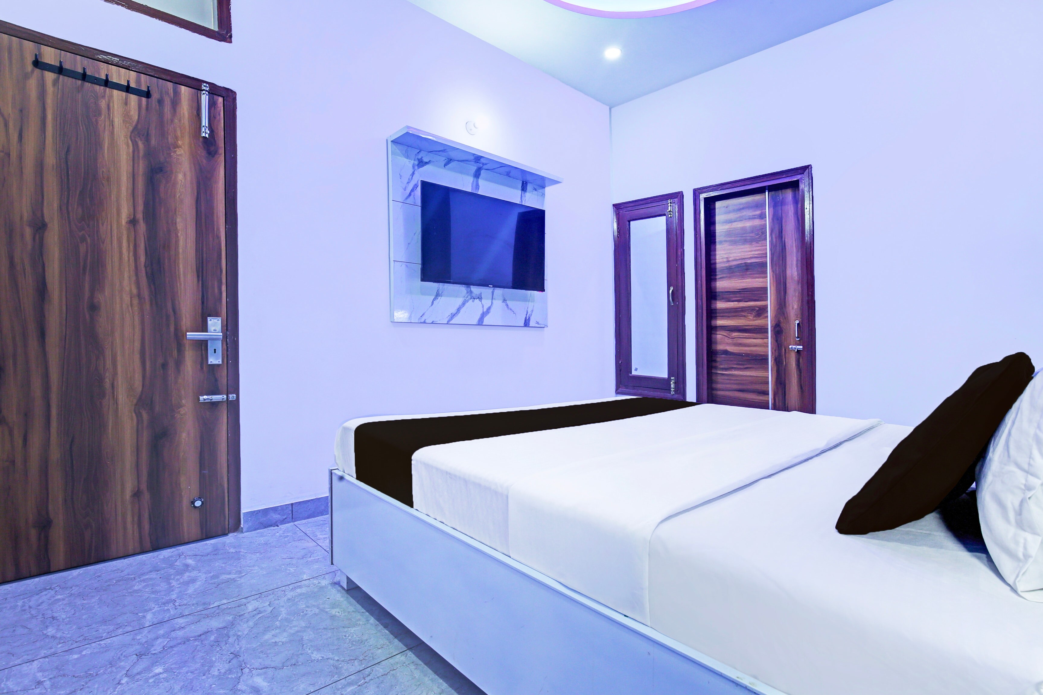 Hotel O Grand Polo