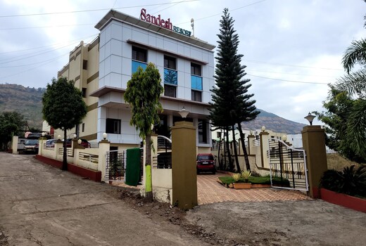 Sandesh Resort