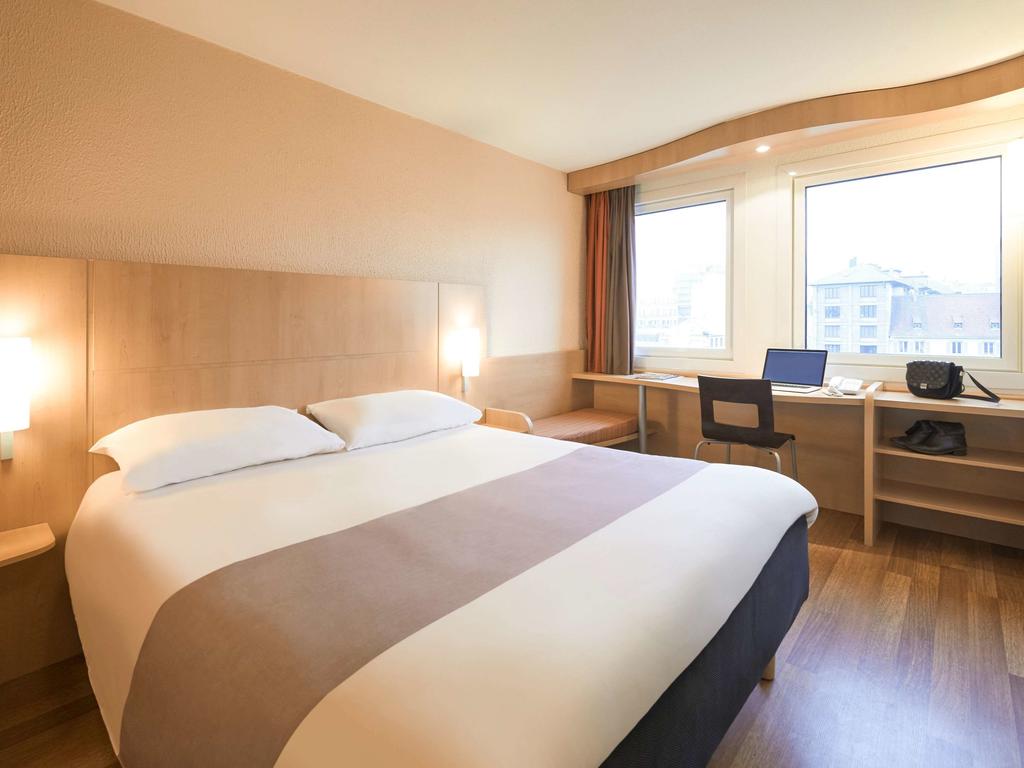 IBIS STRASBOURG CENTRE HALLES