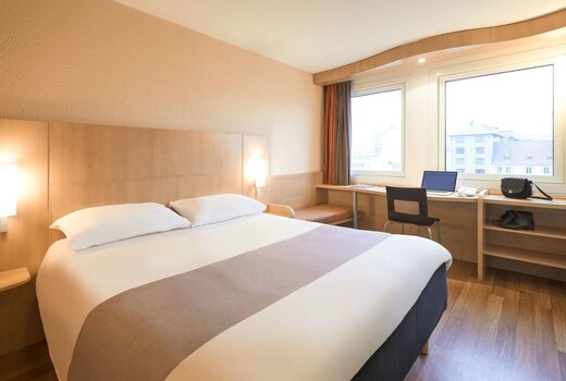 IBIS STRASBOURG CENTRE HALLES