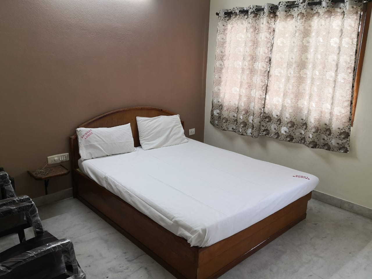 Sridhar Lodge A/C