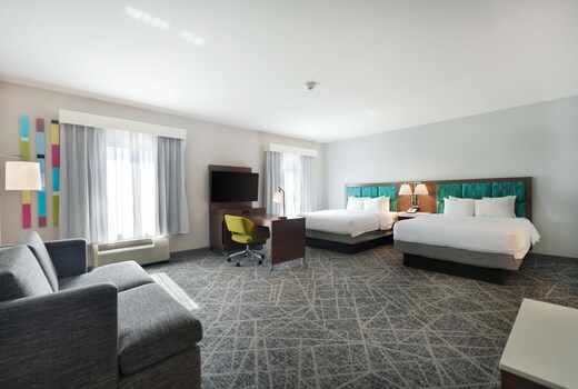 Hampton Inn and Suites Tulsa Central