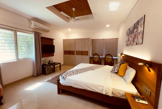 Cosy Banjara