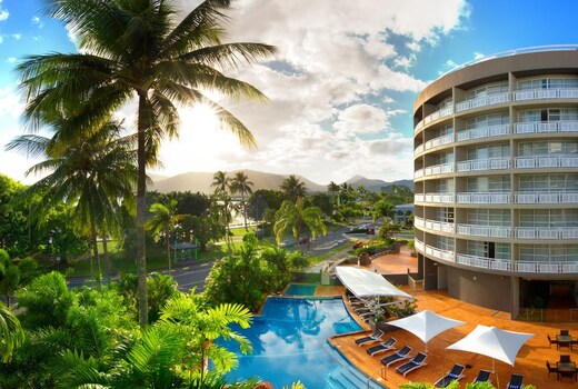 DoubleTree by Hilton Hotel Cairns